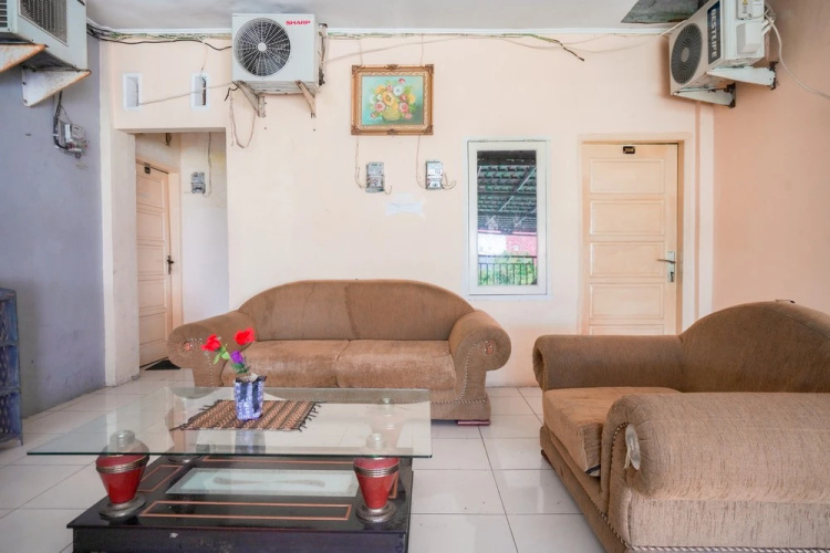 Urbanview Hotel Mine Residence Syariah - Padang