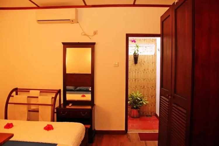 Villa Thotiya