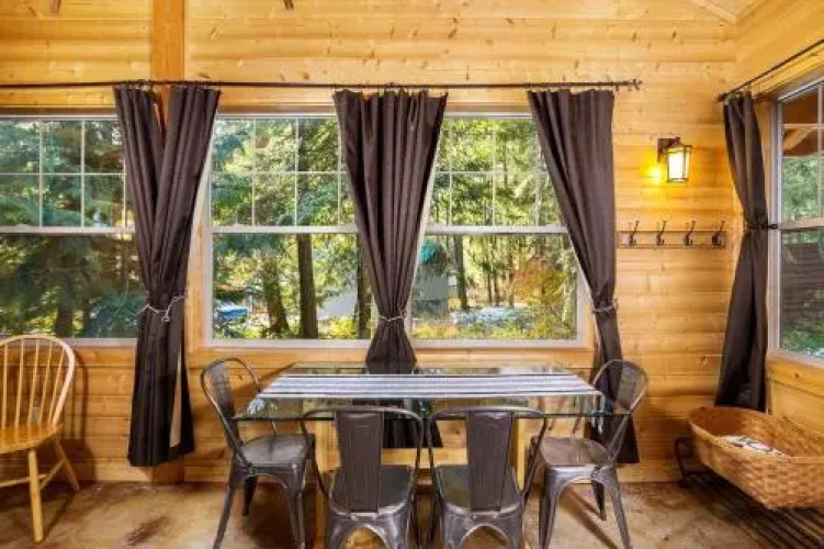 Painted Pony Cabin
