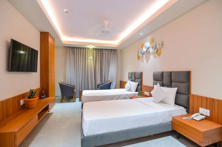 Hotel Pratap Palace