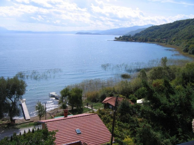 2 Bedrooms Villa