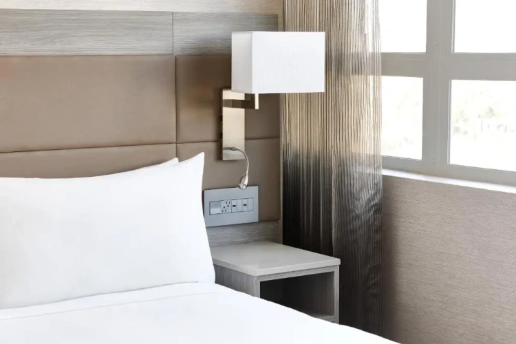 Double room with city view