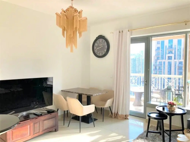 Stunning Downtown apartment with balcony