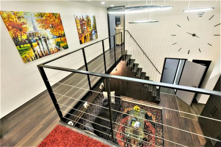 Goldcentral Apartment Art B6