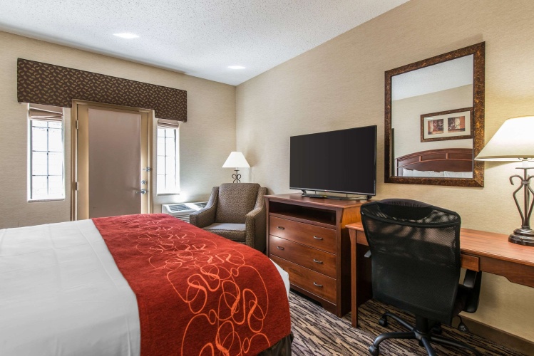 Comfort Suites Golden West On Evergreen Parkway photo 7