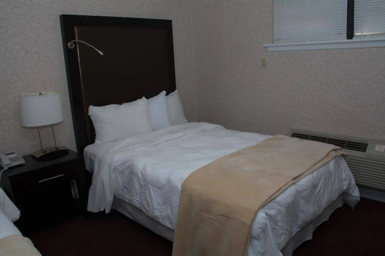 Atlantic Inn & Suites