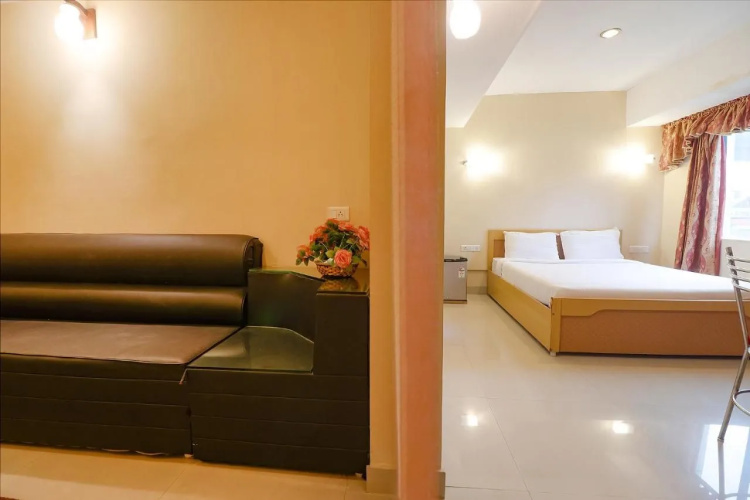 FabHotel Star