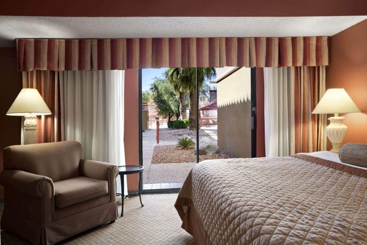 Standard Double room with pool view