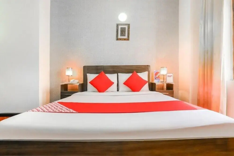 Vienna Hotel by OYO Rooms