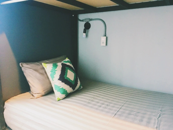Shakira Hostel