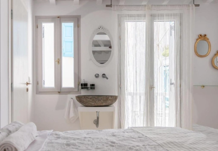 1 Bedroom Duplex Suite