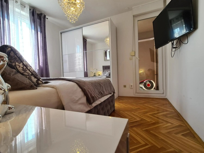 Luxurious Apartment Majda, 2 bathrooms and free parking