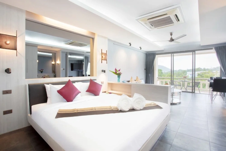Grand room