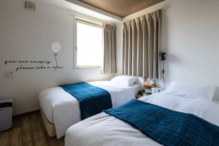 Twin room