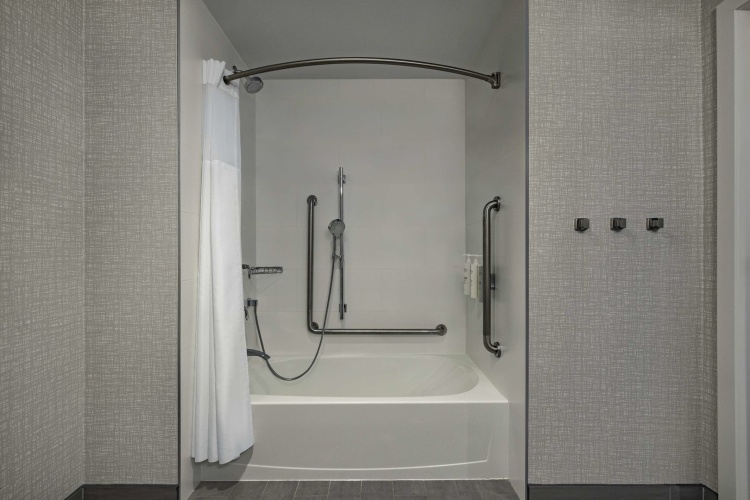 Hampton Inn By Hilton Midland photo 9