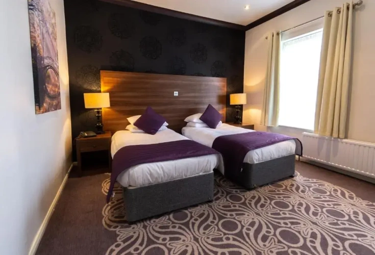 Standard Twin room
