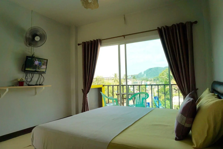 Lom La Lanta Hotel