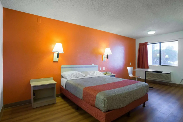 Motel 6 Kingman, AZ - Route 66 West
