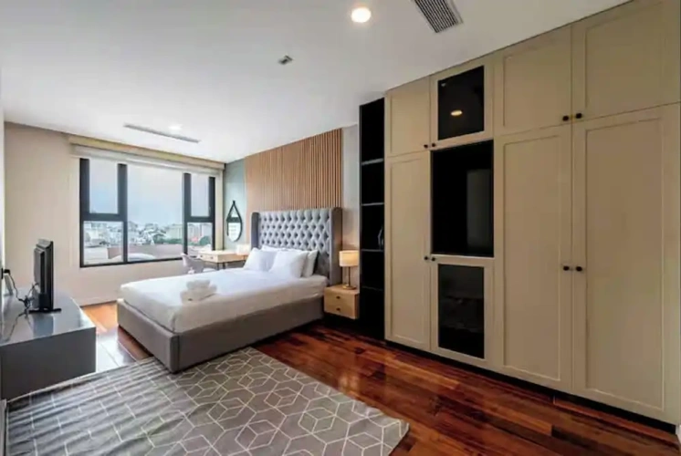 3 Bedrooms Family Club Suite with city view
