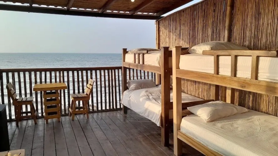 Bed in Dorm with sea view