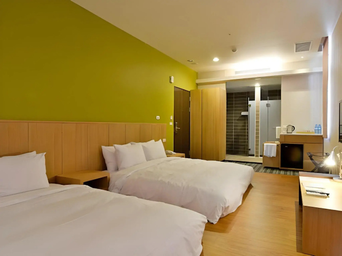 In Young Hotel