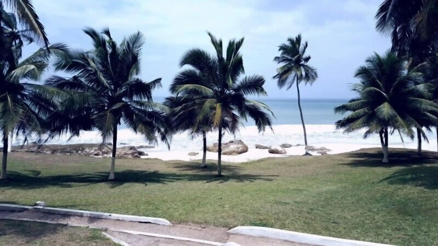 Tills Beach Hotel