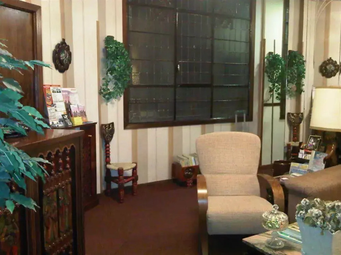 Hostal Montecarlo