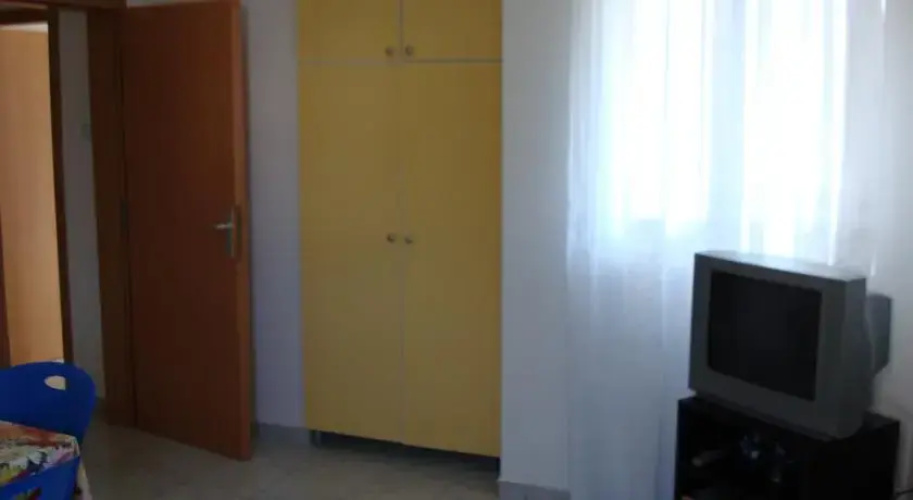 Kiwi Apartments