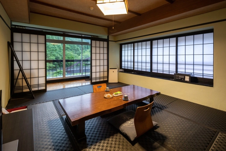 Standard room with river view