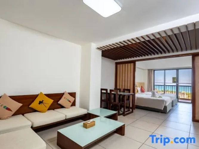 Premium Quadruple Suite with ocean view