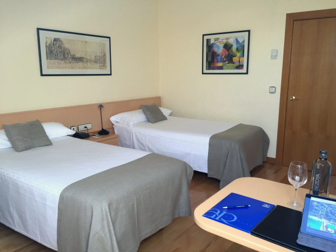 Hotel AR Parquesur