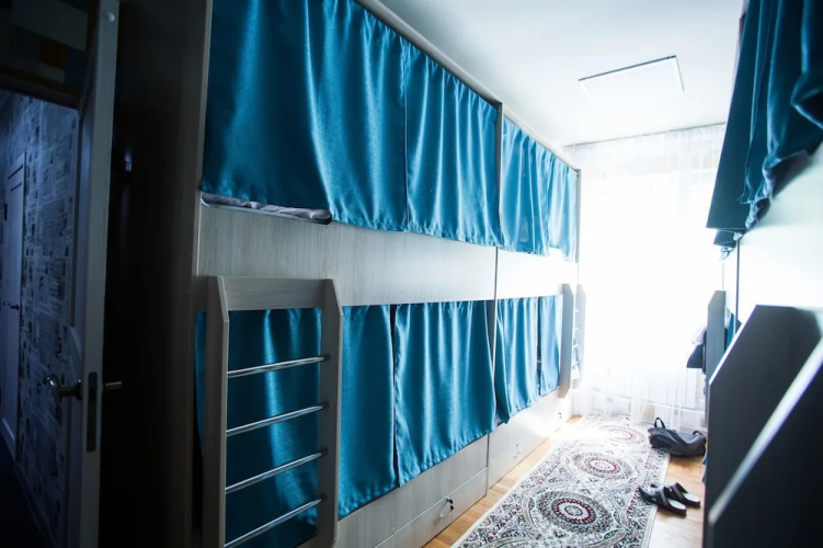 Hostel Eleon