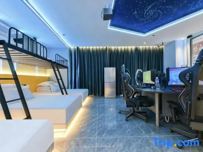 Bed in Dorm