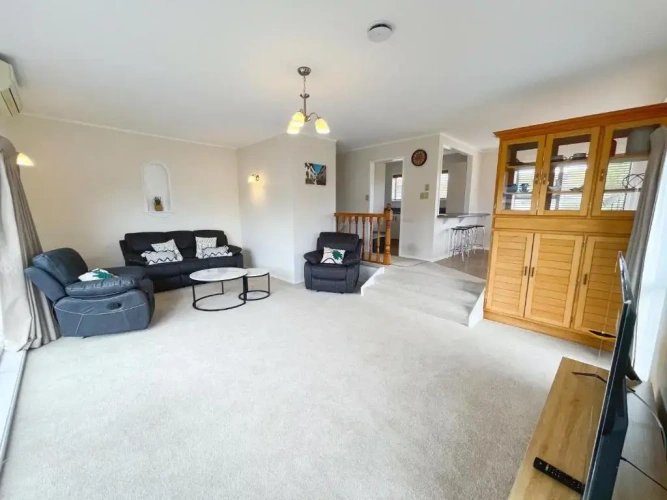 3 Bedrooms Cottage