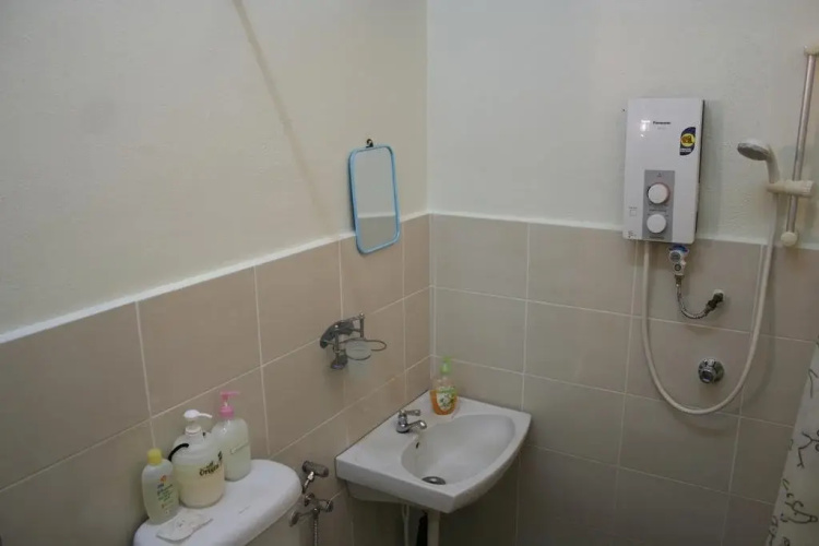 8 Penang Homestay