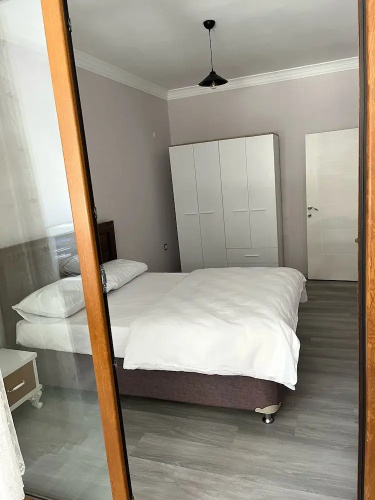 Tsira Suite