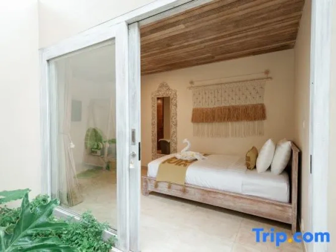 3 Bedrooms Villa