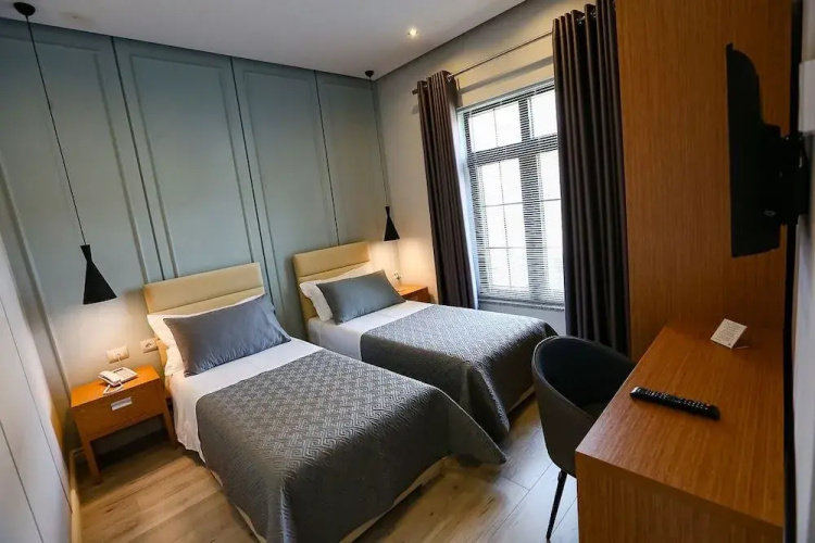Home Hotel