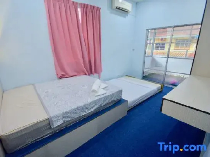 Puteri Indah Homestay