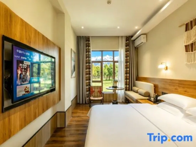 Standard Double room with mountain view