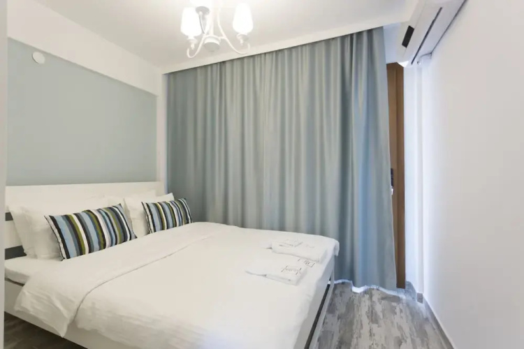 Alp Suites Limon