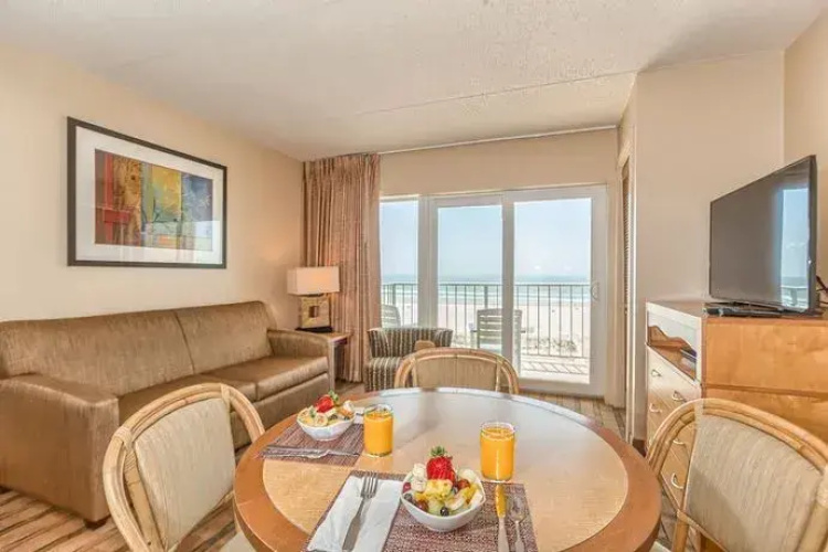 Coral Bay Resort