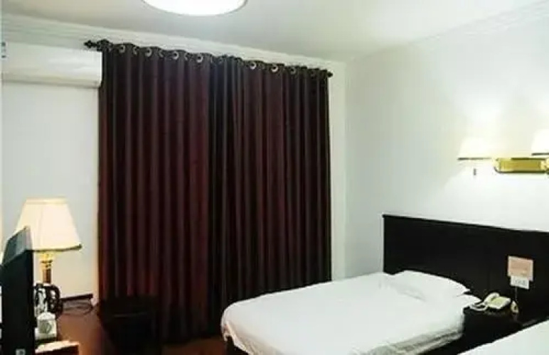 Jingfeng Business Hotel