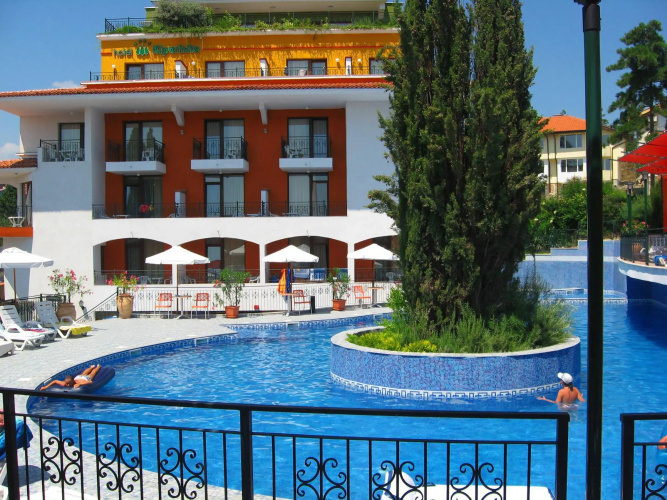 Kiparisite Hotel