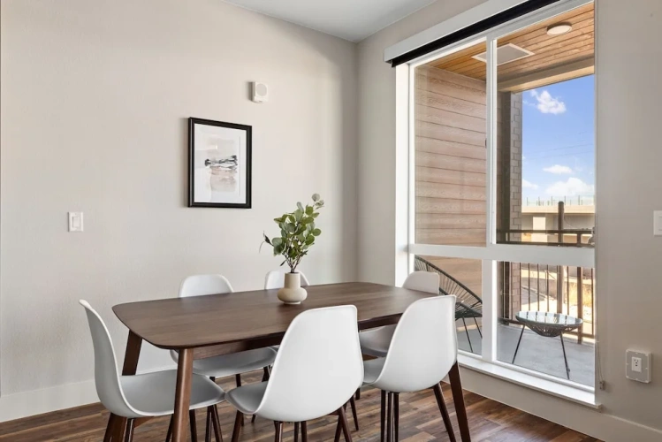 3 Bedrooms Deluxe Apartment