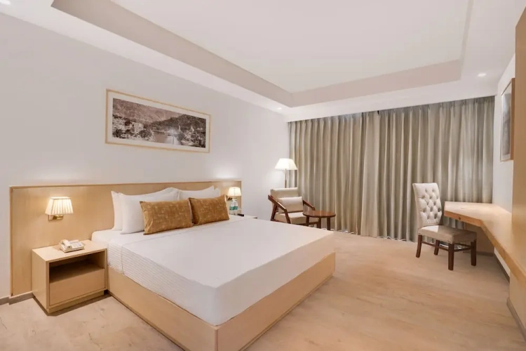 Superior room