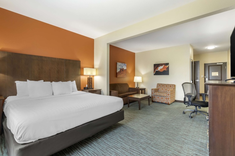 Double Suite