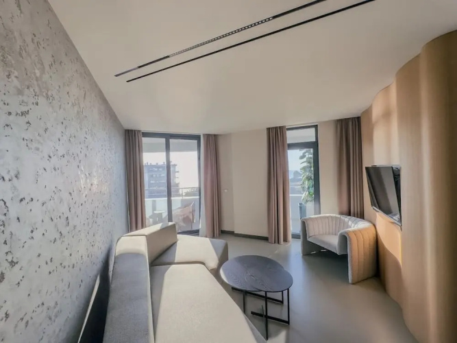 Zins Luxury Rooms 06