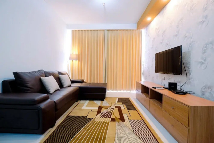 Simply 2BR Lexington Apartment