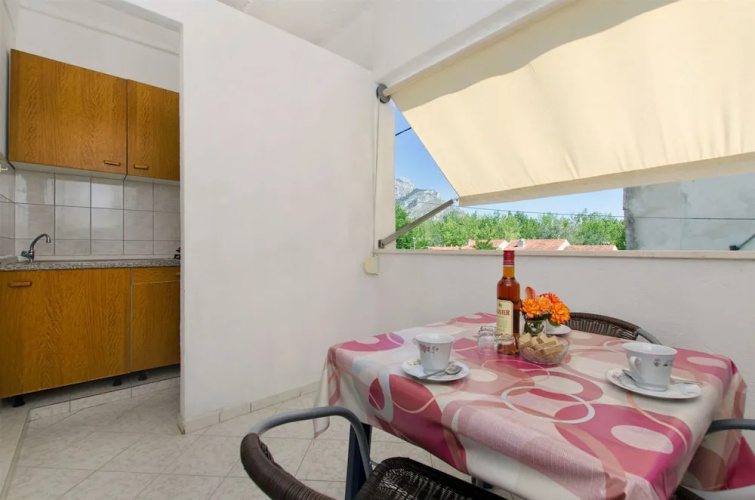 Apartments and Rooms Perica